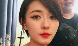 网红小雨吃大瓜是真的吗,是真是假？