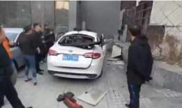 停车场最新爆料视频播放,停车场惊现神秘事件，视频揭秘惊人真相！