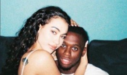 阿诺女友爆料视频播放下载,独家播放下载，揭秘幕后真相